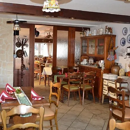 & Restaurant Zur Linde 3*