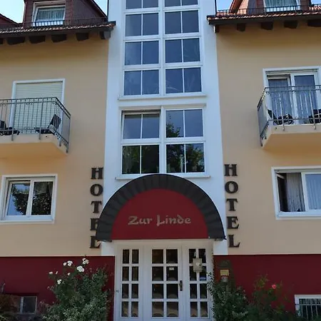 & Restaurant Zur Linde 3* פרייטל