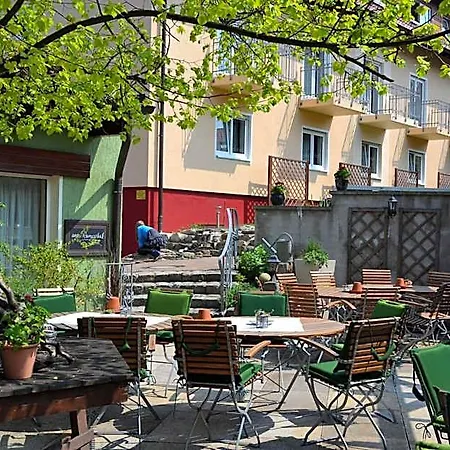 & Restaurant Zur Linde 3*