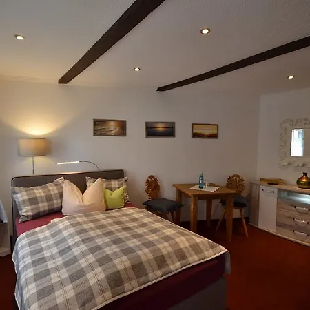 호텔 & Restaurant Zur Linde 프라이탈