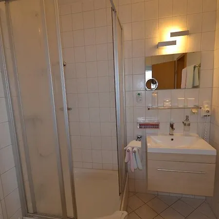 & Restaurant Zur Linde Freital