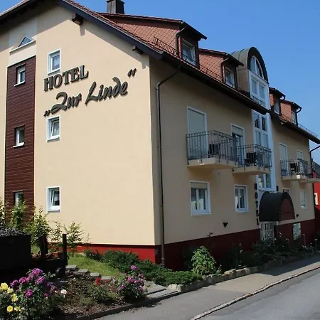 & Restaurant Zur Linde 호텔 프라이탈