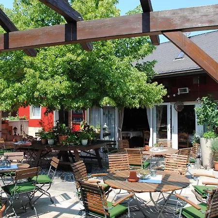 & Restaurant Zur Linde