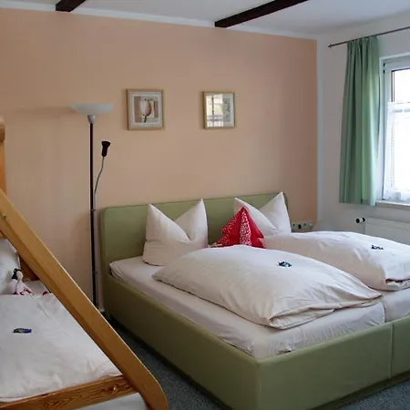 & Restaurant Zur Linde Hotel Freital
