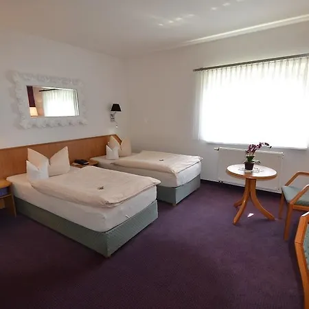 & Restaurant Zur Linde 3*